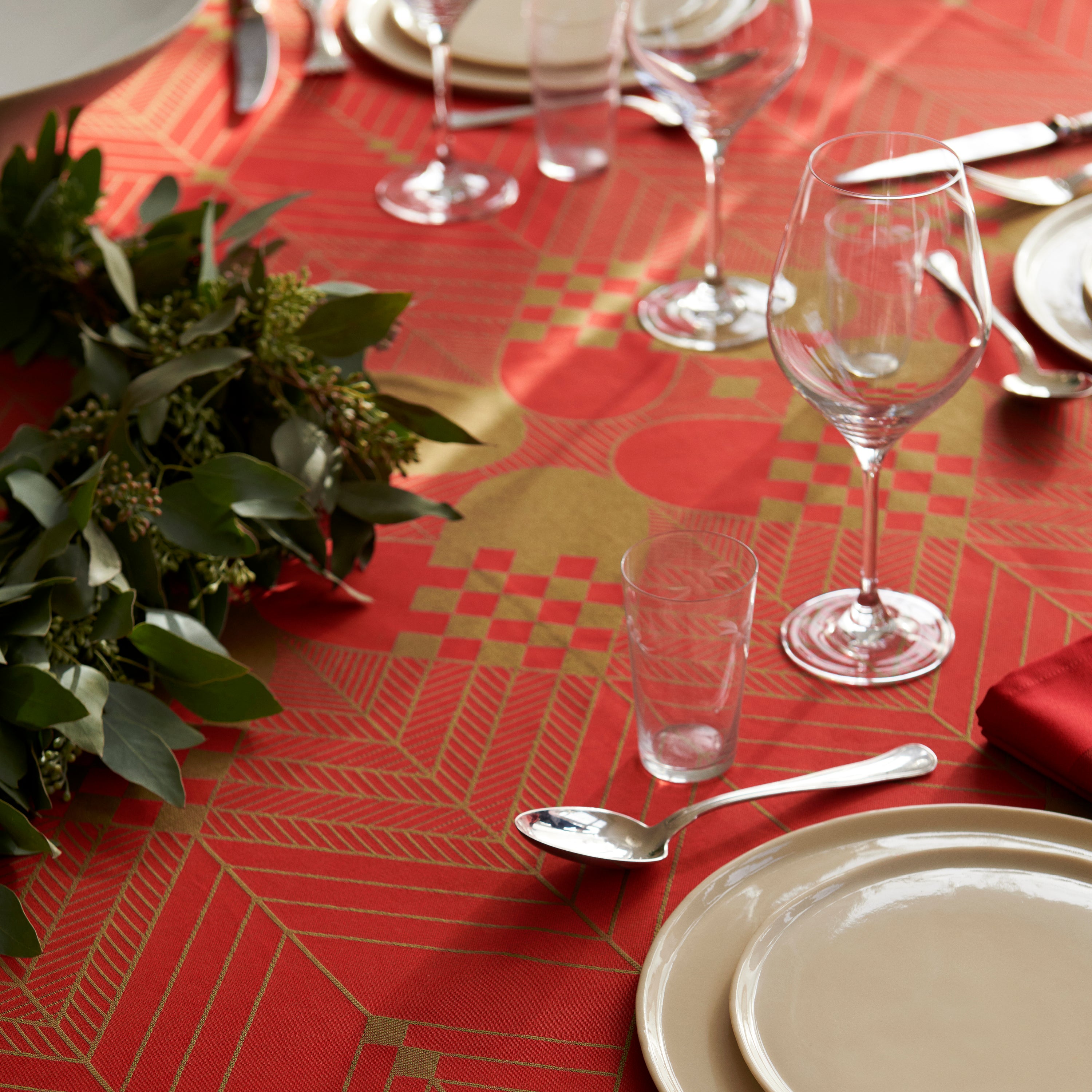 Round Christmas Tablecloth